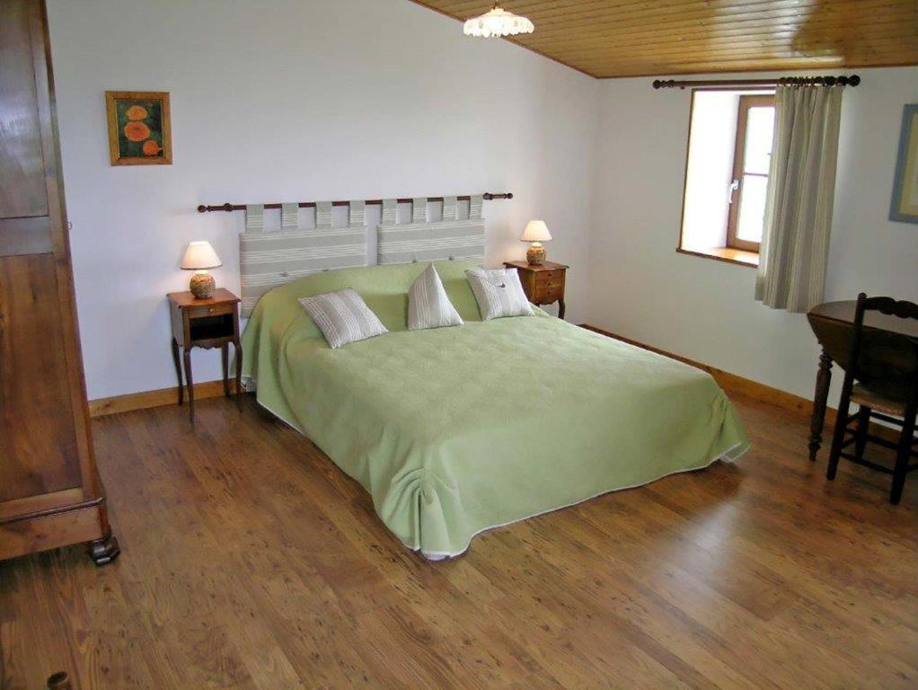 Chambres D'Hotes Domaine Le Fragnaud Saint-Porchaire Экстерьер фото